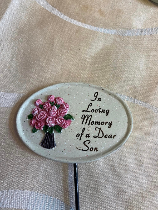 Rose Memorial Ceramic Pick