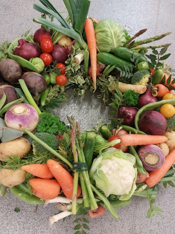 vegetable wreath