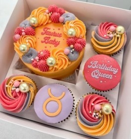 Cupcakes & Cake Box